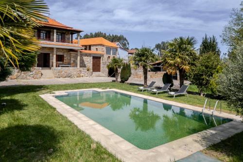 HostWise - Country Villa w/Pool, Court & Views