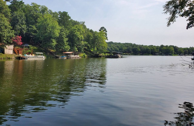 Hot Springs Nature Getaway Lake House on Lake Catherine