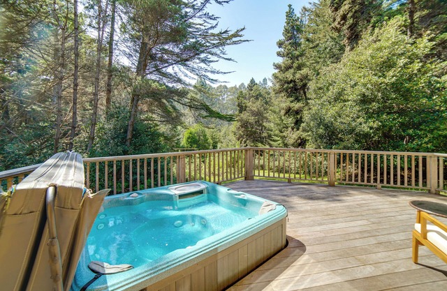 Hot Tub, 1 Mi to Beach: 12-Acre Fort Bragg Cabin!