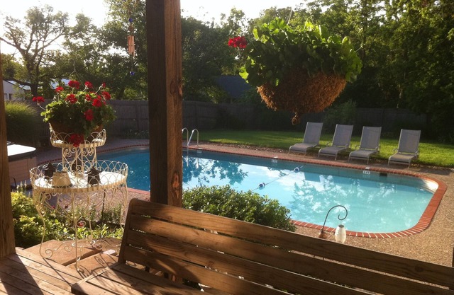 Hot Tub and Private Pool, 7 Bedroom, 4 Bathroom Home. Sleeps 16 comfortably.