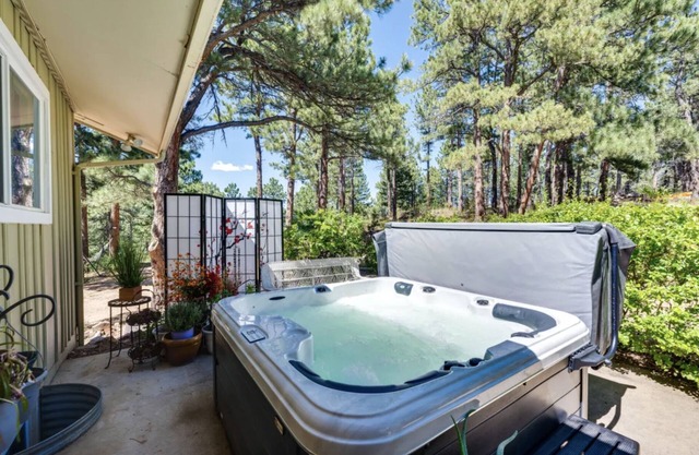 Hot Tub Boulder Mountain Suite