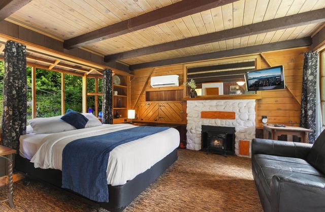 Hot Tub Cabin #1