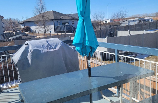 Hot-Tub Family & Friends Retreat 5-Bed 2-bath with Games room.