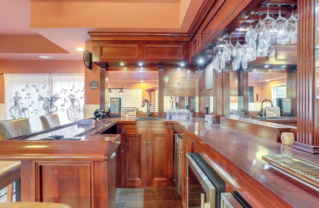 Hot Tub + Fire Pit: Spacious Home Near Lake Lanier