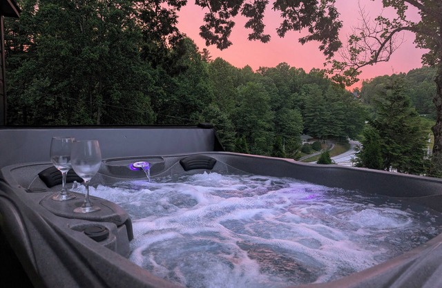 Near Waterfalls · Vineyard · Zip Line · Golf · Hiking Trails · Alpine Coaster