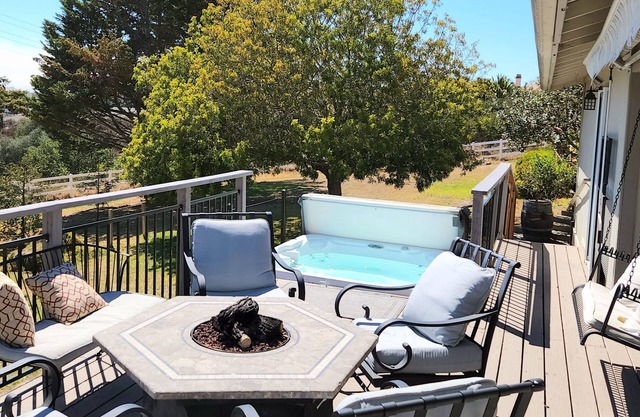 Hot tub, firepit & Gameroom. Near San luis Obispo, Pismo beach, Avila & Cal Poly