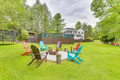 Hot Tub, Game Room Greentown Home Near State Park