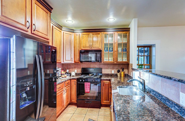 Hot Tub, Historic Home, Mesilla Plaza 2 Min Walk, Pets Ok