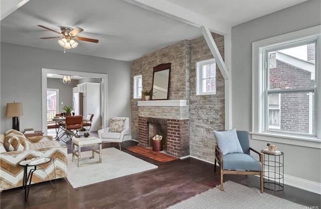 ☆ Hot Tub ☆ New Renovated ☆ Massage Shower ☆Yard☆