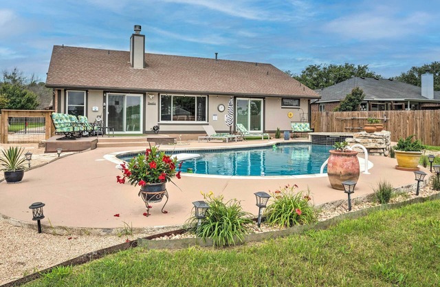 Hot Tub, Pool, & Fire Pit: Gorgeous Hutto Home