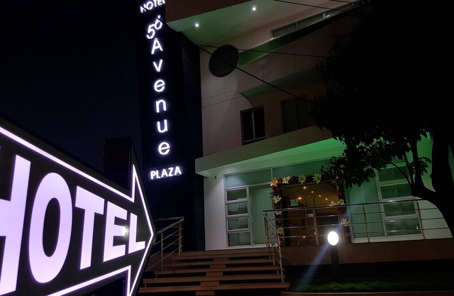 Hotel 56 Avenue Plaza