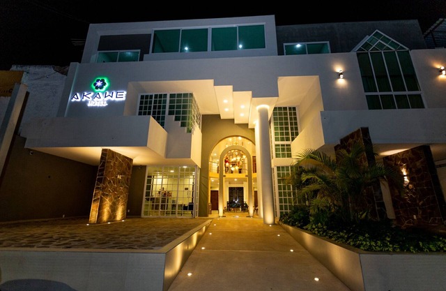 HOTEL AKAWE
