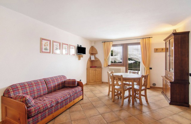 Hotel-Apartment "Residence Larice Bianco N4" mit Bergblick, Gemeinschaftsterrasse und WLAN