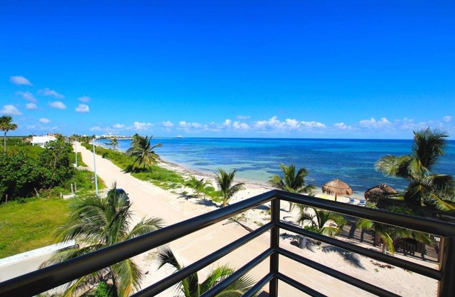 Hotel Arrecifes Costamaya