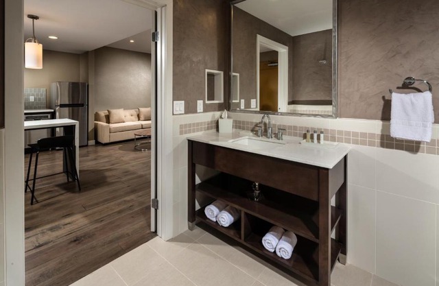 Hotel Aventura