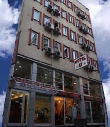 Hotel Ay