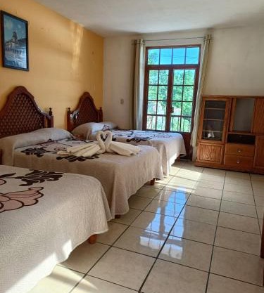 HOTEL CAMELINAS AREA BLANCA