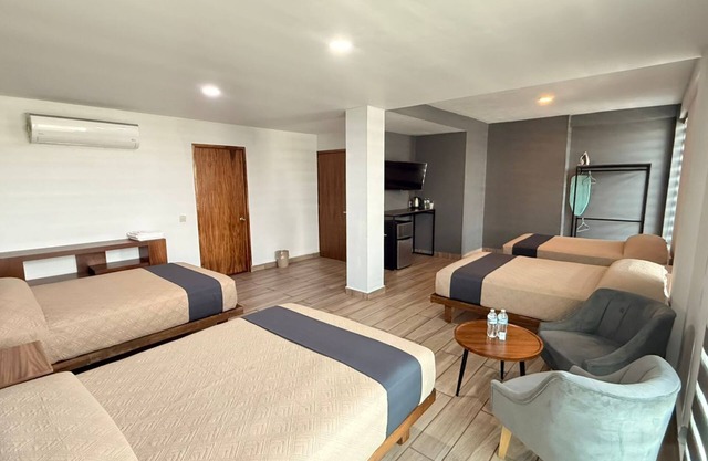 HOTEL CAMELINAS EXPRESS