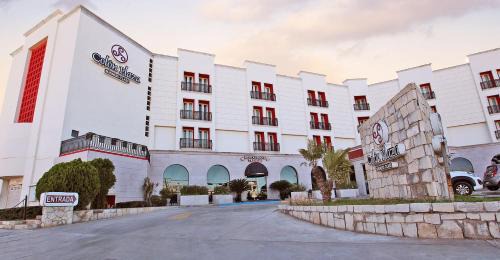 Hotel Colón Plaza Business Class
