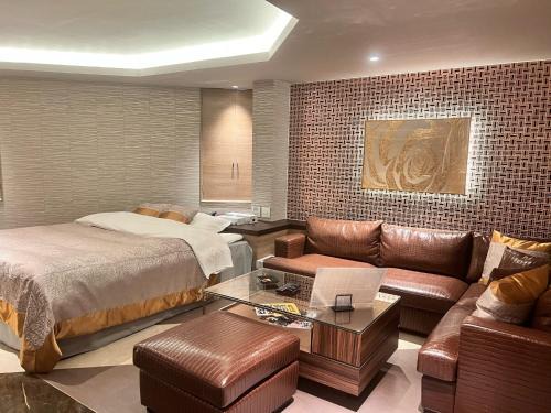 Hotel Crystal Gate Nagoya - Couple Hotel