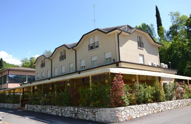 Hotel Edoné
