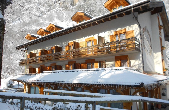 Hotel Garni Lago Nembia