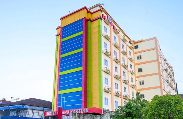 Hotel Grand Kartika