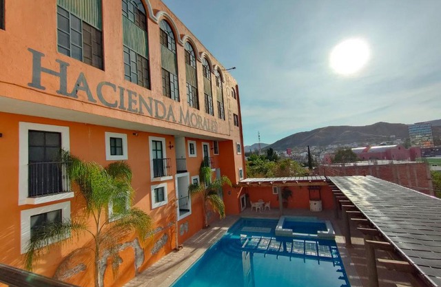 Hotel Hacienda Morales.