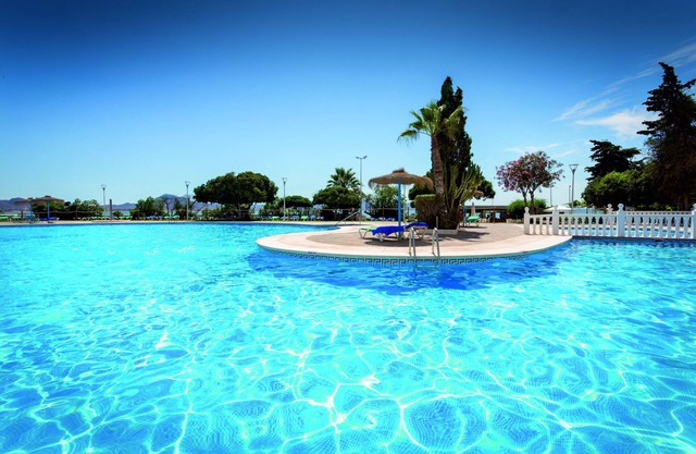 Hotel Izán Cavanna
