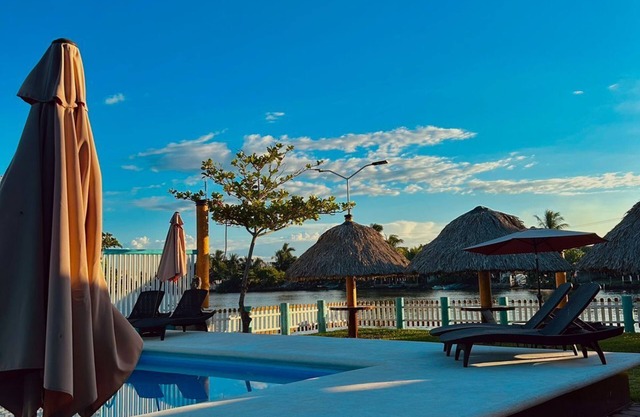 hotel la cueva del pirata