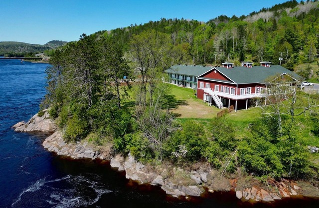 Hotel Marineau Mattawin