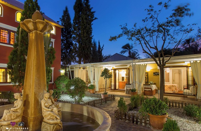 Hotel Masia de Lacy