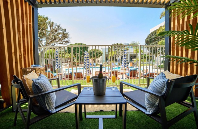 Hotel MDR Marina del Rey - a DoubleTree by Hilton