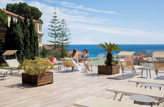 Hotel Mediterraneo