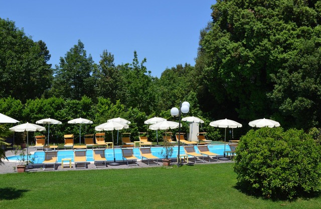 Hotel Monti