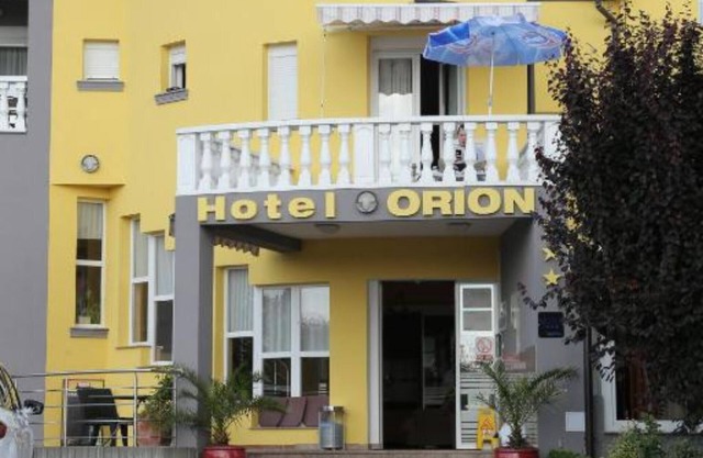 Hotel Orion - Single Room with Mountain View 1