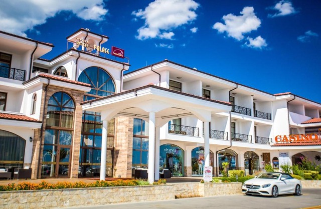 Hotel Palace Marina Dinevi