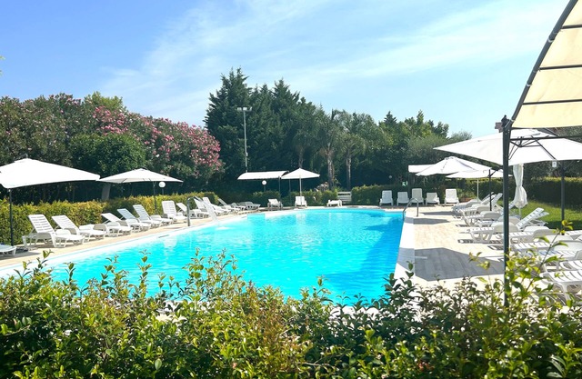 Hotel Park Village