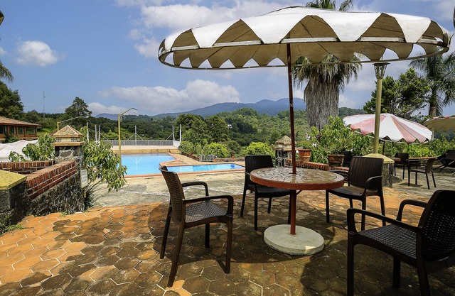 Hotel Pie de la Sierra
