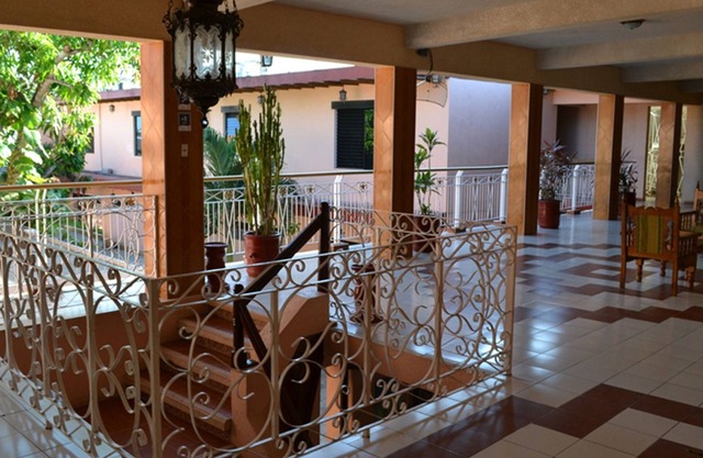 Hotel Plaza