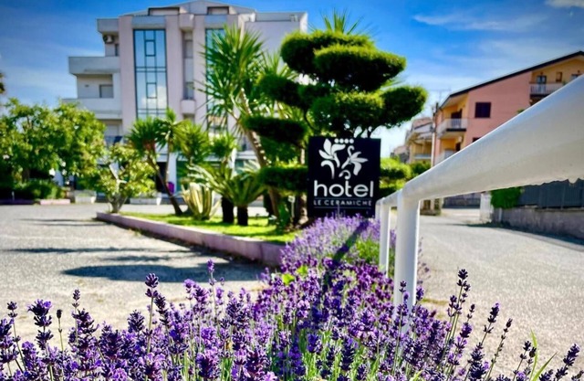 Hotel Residence Le Ceramiche