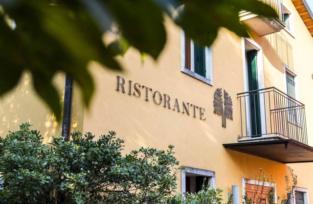 Hotel Ristorante Due Platani