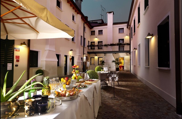 Hotel Roma