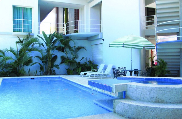 Hotel Rs Suites