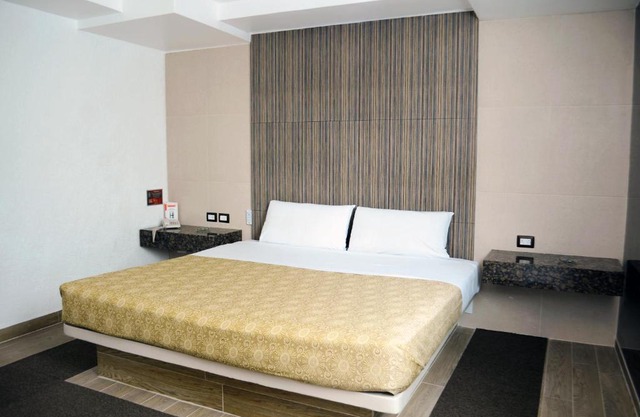 Hotel Santa Cruz