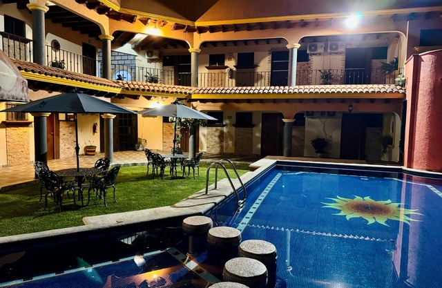 Hotel Santa Cruz