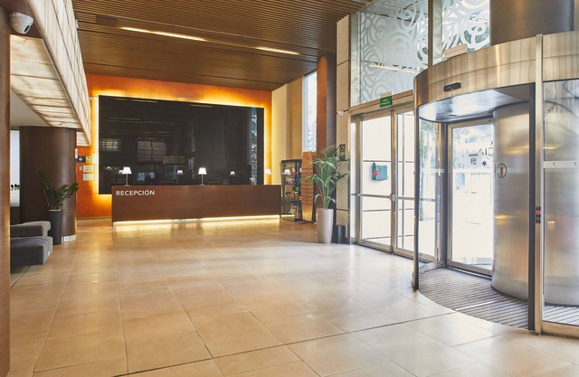 Hotel Silken Puerta de Valencia