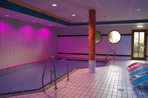 Hotel Sonnenhof - Tante ALMA`s Sommerfrische