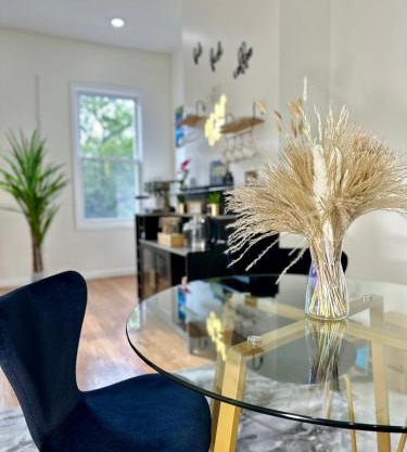 Hotel-Style, No Host, Professionally Managed ID255