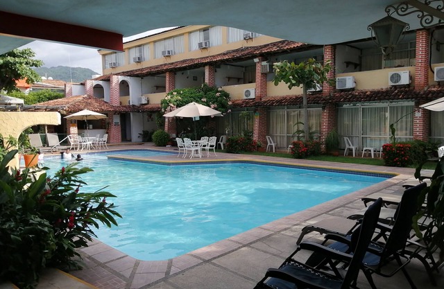 Hotel Vallartasol